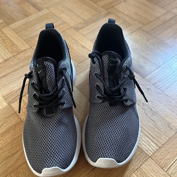 Nike RocheRun - Picture 3 of 5